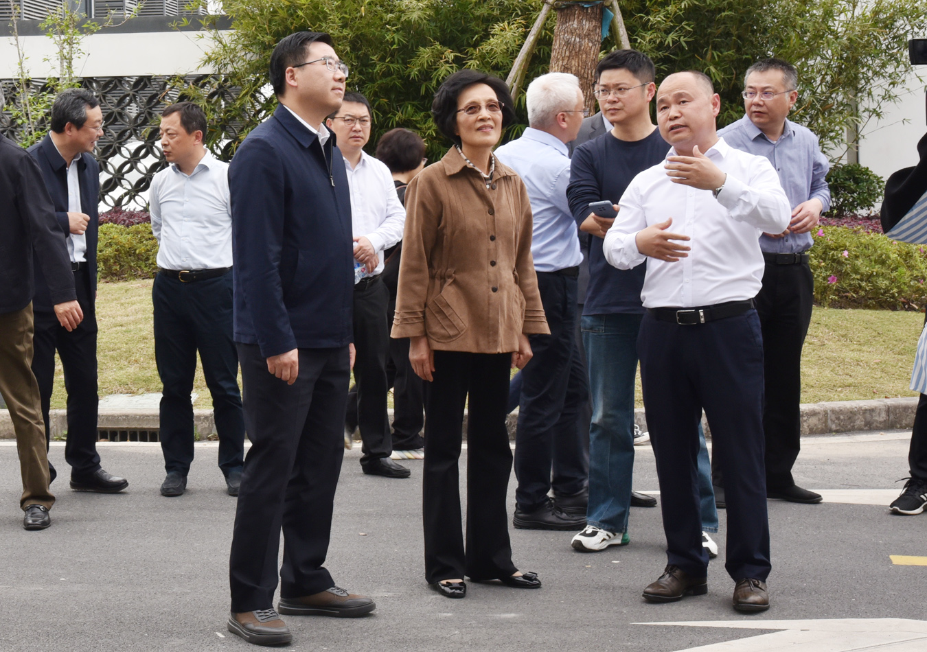 张宏泉董事长在市慈善基金会“慈善四进•乡村振兴”成果展示交流活动作经验介绍 张宏泉董事长在市慈善基金会“慈善四进•乡村振兴”成果展示交流活动作经验介绍